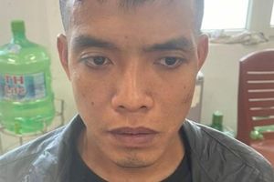 Xông vào phòng trọ trói 2 nữ sinh viên, cướp tài sản