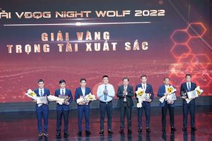 Nguyễn Văn Quyết lần thứ ba là cầu thủ xuất sắc nhất V.League 1