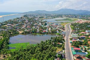 Phong cảnh hữu tình trên tuyến đường ven biển ở Bình Định