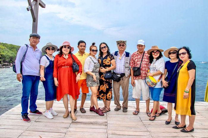 Du lịch hồi sinh mạnh mẽ, các địa phương đón lượng khách 'khủng' dịp lễ 39