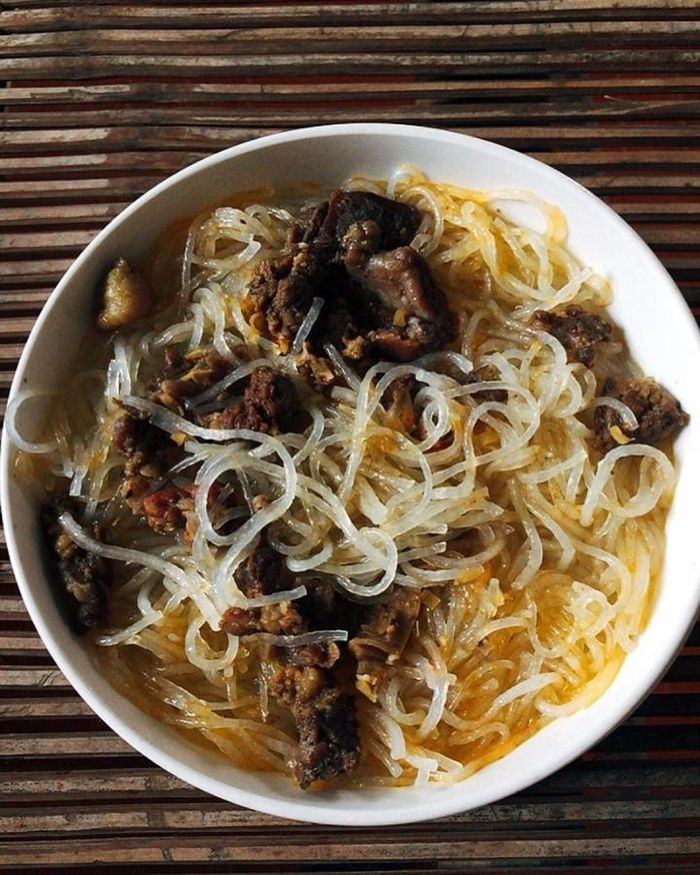 1862f3c83e8ad7d48e9b Về Bình Định thưởng thức song thằn - đặc sản bún tiến vua cực quý hiếm thời xưa 7