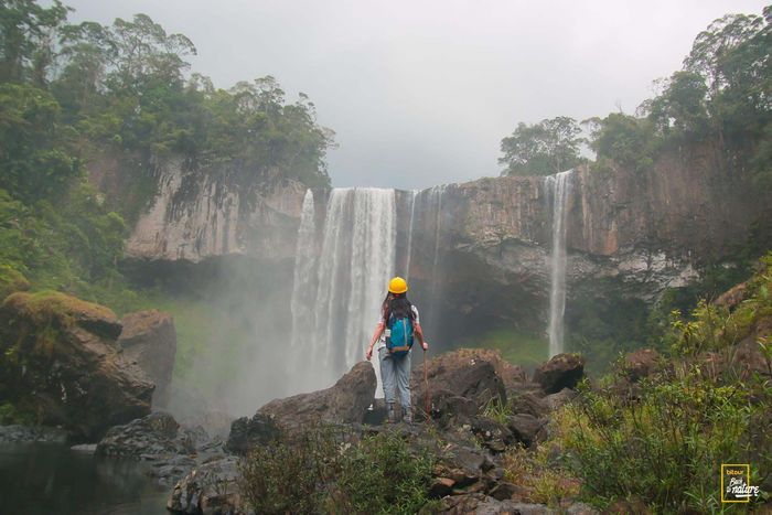 211fc14b4009a957f018 Top 7 Ấn tượng Việt Nam: Hai ngày chinh phục thác Hang Én 15