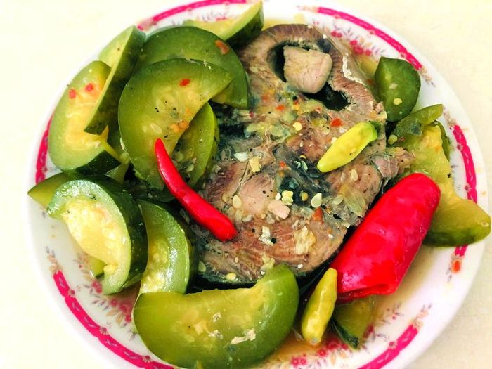 Món dưa hồng của bà mẹ quê 0