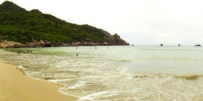Khám phá bãi biển Trung Lương 0