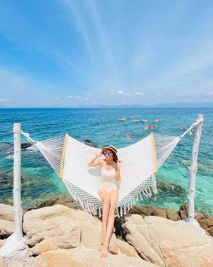 2ca83ec0dc8235dc6c93 Đừng bỏ lỡ 3 hòn đảo đẹp 'rụng rời' ở Quy Nhơn này: Vừa hoang sơ, yên bình lại có làn nước trong xanh cực đỉnh 11