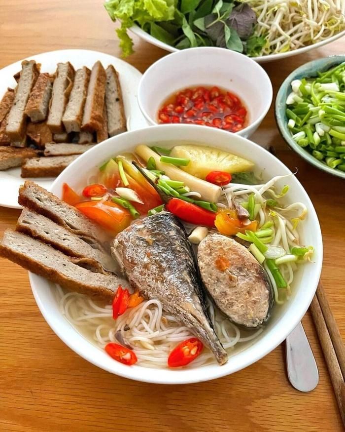 Những món bún miền Trung làm say lòng thực khách 18