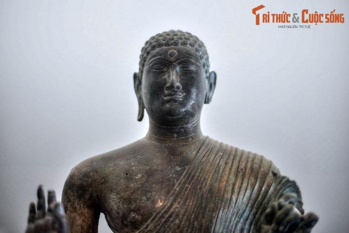 316c7d31f4731d2d4462 Bí ẩn tượng Phật bằng đồng cổ nhất Đông Nam Á của Việt Nam 8