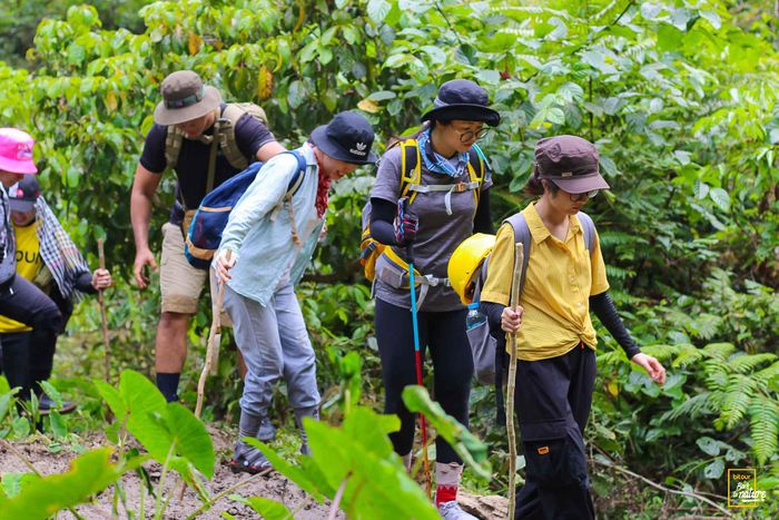 33d2ce864fc4a69affd5 Top 7 Ấn tượng Việt Nam: Hai ngày chinh phục thác Hang Én 11