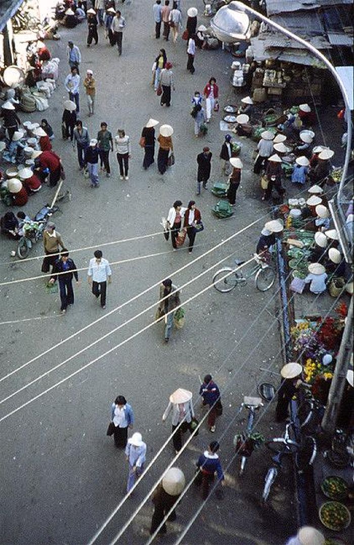 38721afec1bc28e271ad Loạt ảnh siêu hiếm về miền Trung - Tây Nguyên năm 1986 22