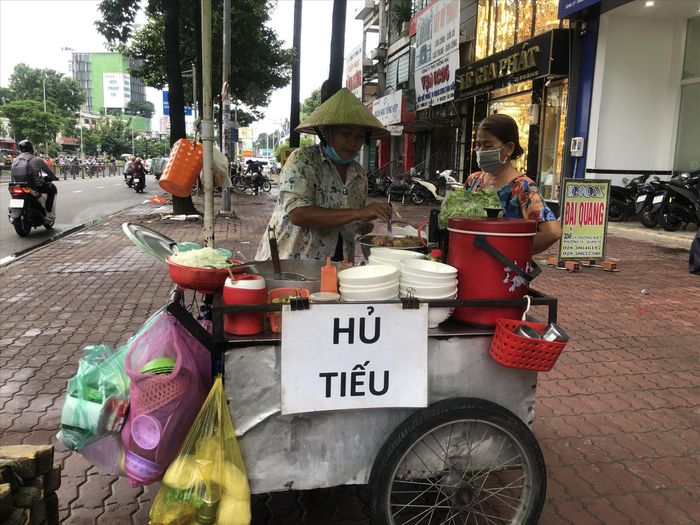 Những xóm nghề tha hương-Kỳ cuối: 'Tập đoàn'... hủ tiếu gõ 8