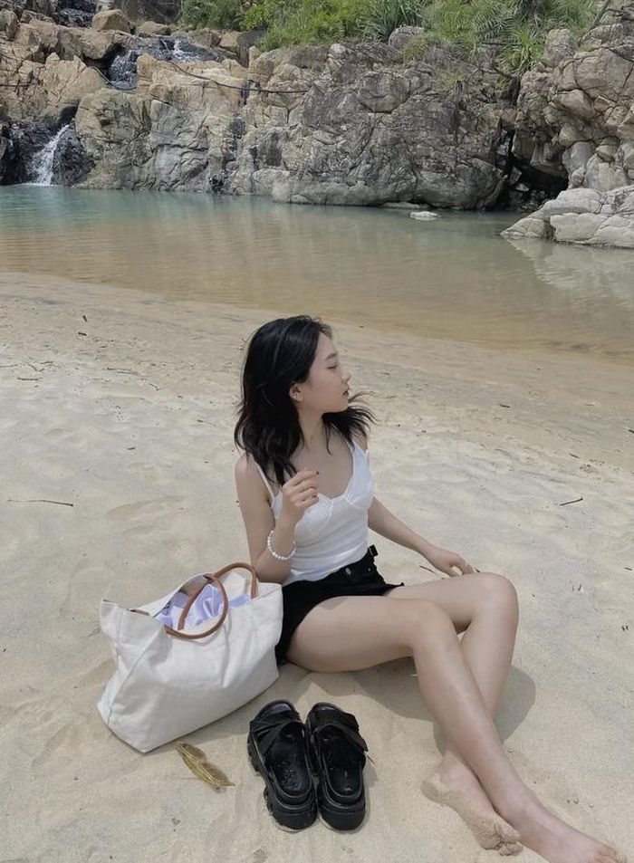 42137f0f8d4d64133d5c Eo biển 'trăng khuyết' Quy Nhơn - thiên đường biển đẹp đang được quan tâm bậc nhất trong mùa hè này 10