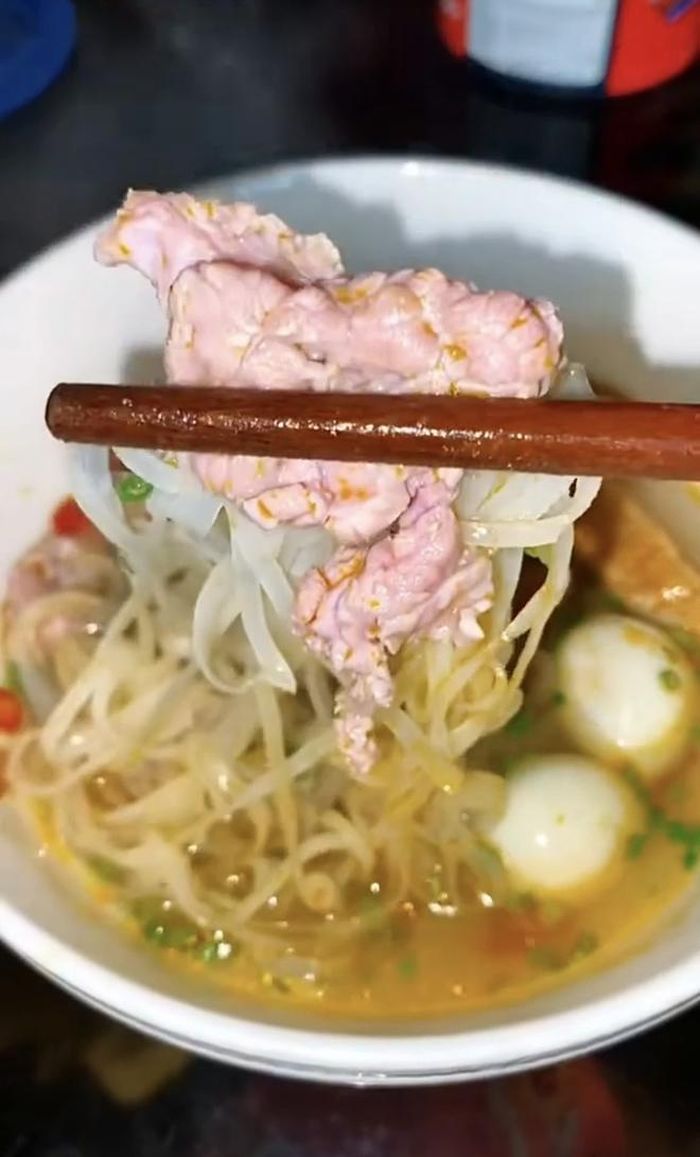 Dạo một vòng khu chợ rẻ bậc nhất Việt Nam tại Bình Định: Cầm 50k ăn được đủ món 31