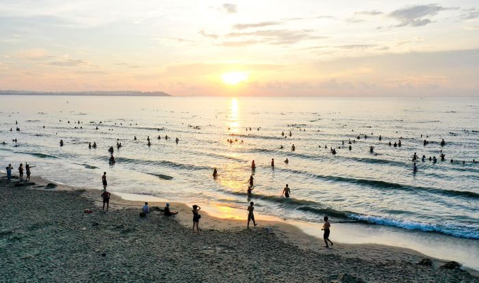 47cf98f07db294eccda3 Du khách tham quan biển đảo miền Trung tăng đột biến 8