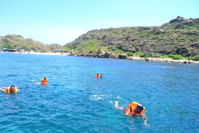 Tour du lịch đảo Hòn Khô - Điểm đến cực hot của mùa hè 4