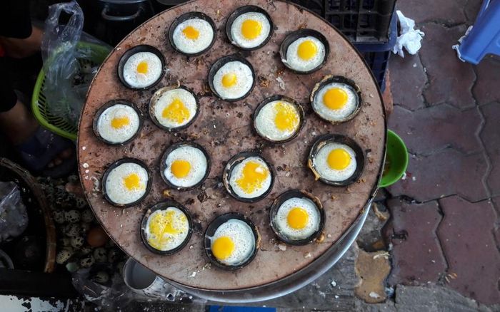 4a569af649b4a0eaf9a5 Bản đồ ẩm thực: Bánh căn dưới con mắt người đam mê dịch chuyển 5