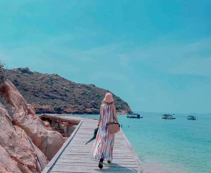 4dda56b2b4f05dae04e1 Đừng bỏ lỡ 3 hòn đảo đẹp 'rụng rời' ở Quy Nhơn này: Vừa hoang sơ, yên bình lại có làn nước trong xanh cực đỉnh 28