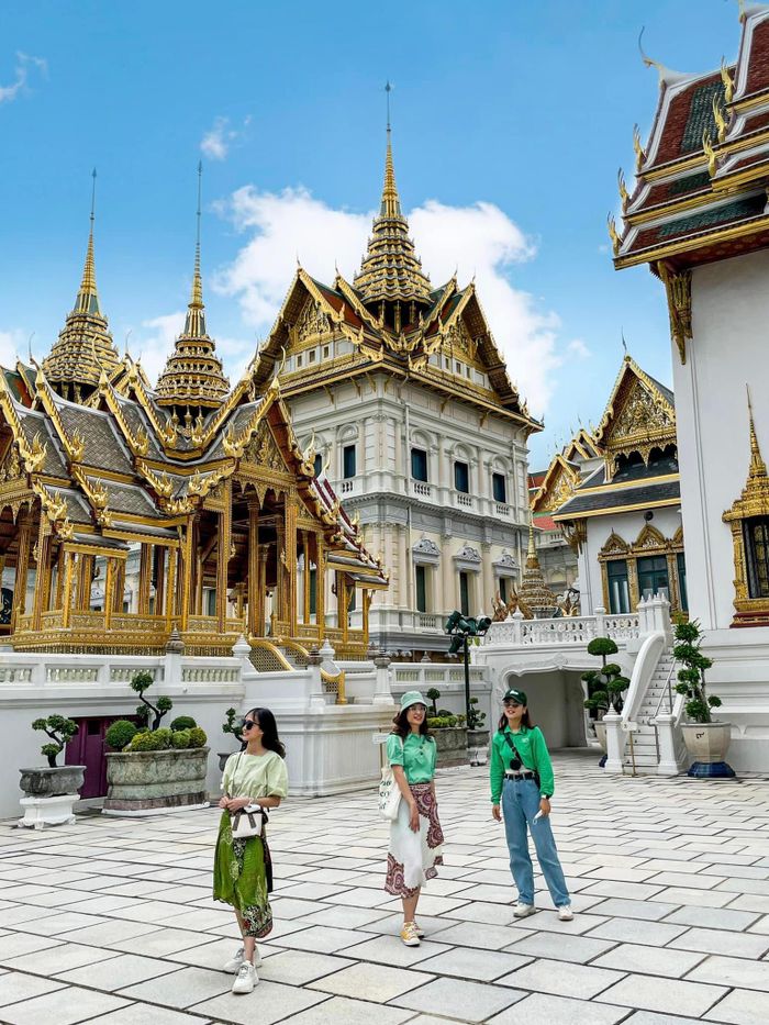 4eb21495c0d7298970c6 Tranh thủ đi xuyên Việt, du lịch nước ngoài cuối hè 38