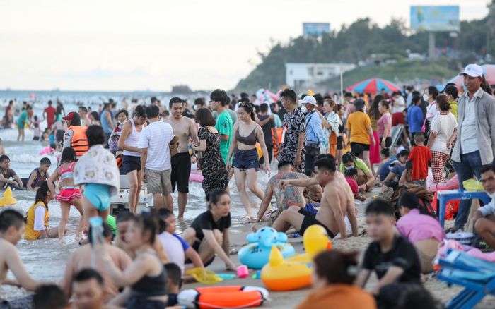 Du lịch 2/9 không bùng nổ 18