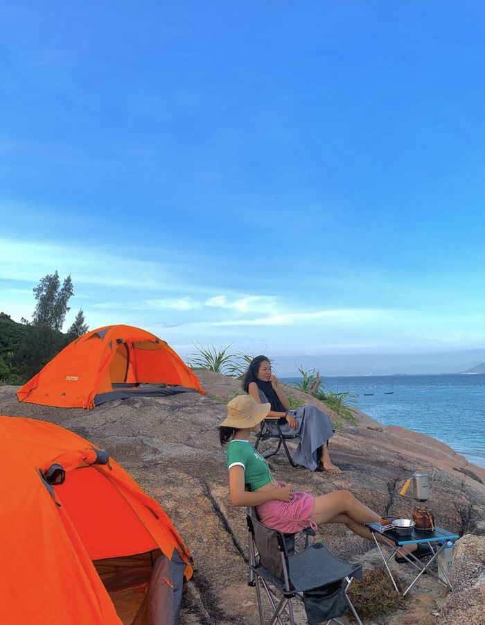 54d285934cd1a58ffcc0 Chẳng cần đi đâu xa tìm thiên đường, những cù lao biển Việt Nam đủ khiến bạn ngất ngây vì xinh đẹp 47