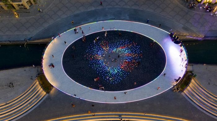 5e59cca418e6f1b8a8f7 Chiêm ngưỡng sàn catwalk giữa biển độc đáo của Miss World Vietnam 2022 12