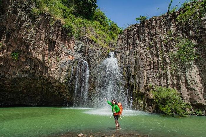Nguyên sơ thác Vực Hòm 0