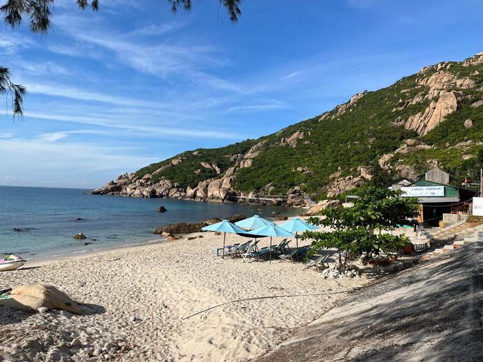 65b754ebaba942f71bb8 Đảo Bình Ba đẹp thơ mộng trên vịnh Cam Ranh 2