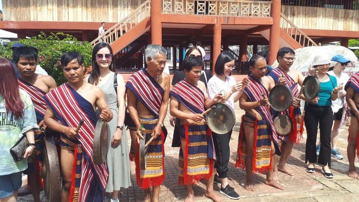 76c76a0597477e192756 Du lịch dịp nghỉ lễ 30/4 - 1/5: Tour kín chỗ, nguy cơ các điểm du lịch quá tải 8