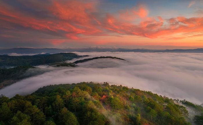 Ấn tượng cảnh sắc bình minh đẹp mơ màng trên khắp Việt Nam 18