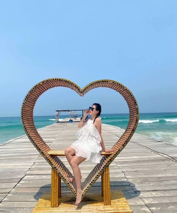 aa45ba2d586fb131e87e Đừng bỏ lỡ 3 hòn đảo đẹp 'rụng rời' ở Quy Nhơn này: Vừa hoang sơ, yên bình lại có làn nước trong xanh cực đỉnh 17