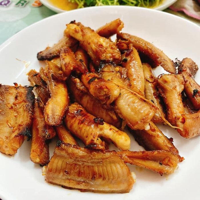 ab898a6576279f79c636 'Quái vật biển' giấu đầu lòi đuôi, quý ông Việt thi nhau săn lùng 18