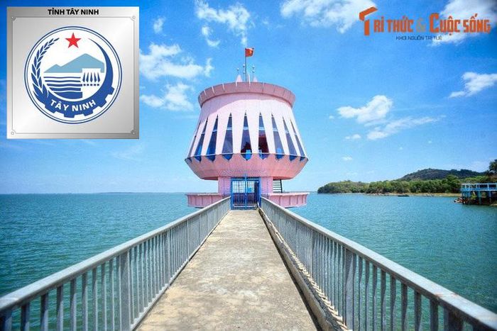 abc65241d803315d6812 Loạt công trình nổi tiếng trên logo các tỉnh thành Việt Nam (2) 12