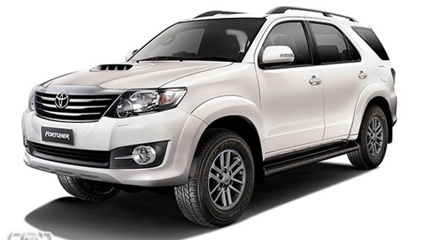 ac-quy-xe-toyota-fortuner2 Cho thuê xe du lịch