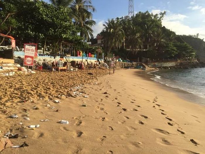 Cần 'cứu' không gian biển Bãi Xép 8