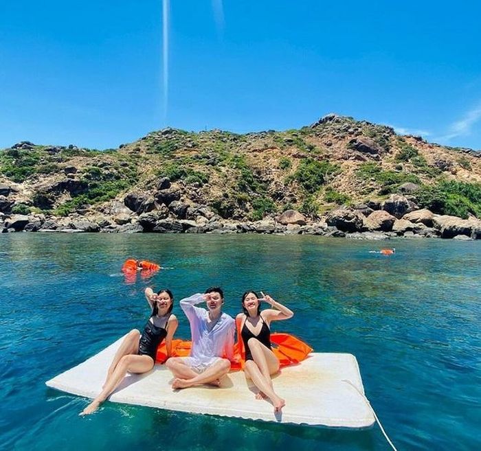 bd3ba3534111a84ff100 Đừng bỏ lỡ 3 hòn đảo đẹp 'rụng rời' ở Quy Nhơn này: Vừa hoang sơ, yên bình lại có làn nước trong xanh cực đỉnh 34