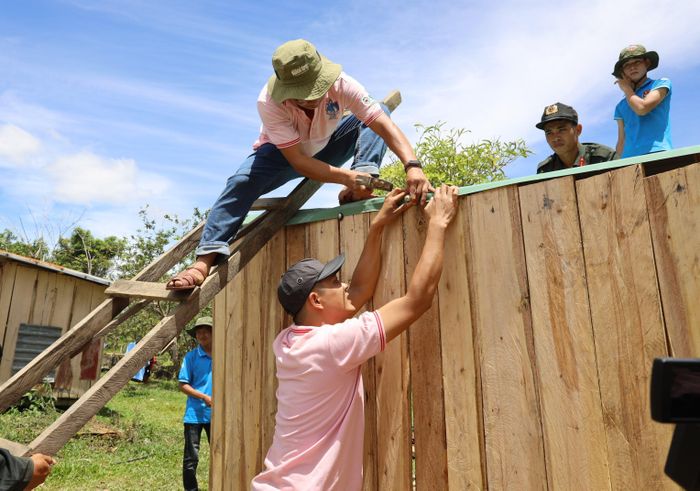 be371754f4161d484407 Công ty C.P. Việt Nam với hành trình mang ánh sáng lên vùng cao 8