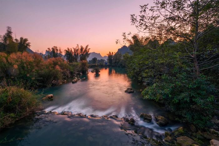 Ấn tượng cảnh sắc bình minh đẹp mơ màng trên khắp Việt Nam 36