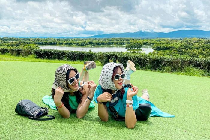 Tranh thủ đi xuyên Việt, du lịch nước ngoài cuối hè 0