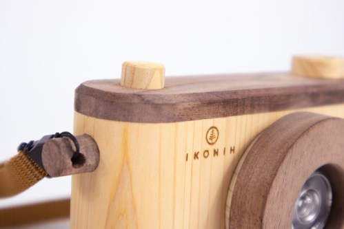 camera202 Đồ chơi gỗ