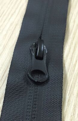 Dây kéo chống nước