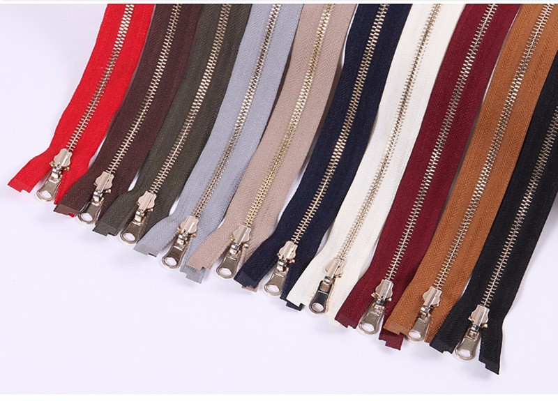 Dây kéo kim loại