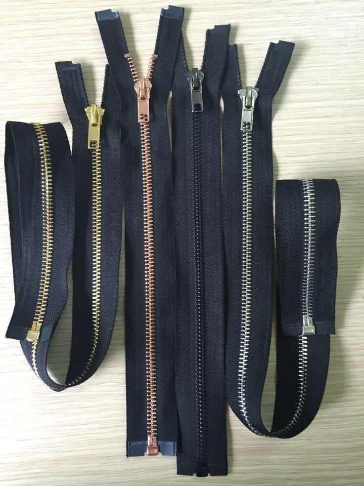 Dây kéo kim loại