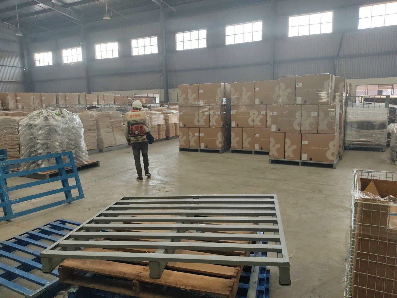 dich-vu-phun-con-trung4 Dịch vụ phun côn trùng