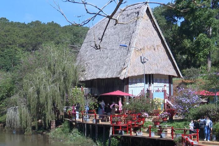 eafb0ce2f3a01afe43b1 Du lịch Tây Nguyên khởi sắc trong dịp lễ 30/4 – 1/5 19