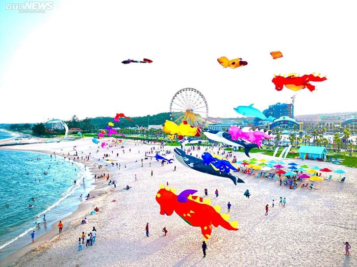 ef04881e475cae02f74d Nghỉ lễ 2/9: Quy Nhơn đông nghịt khách, Phú Yên nhiều điểm du lịch quá tải 36