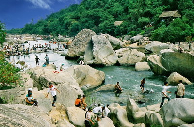 hinh-anh-0-17 ham-ho-0