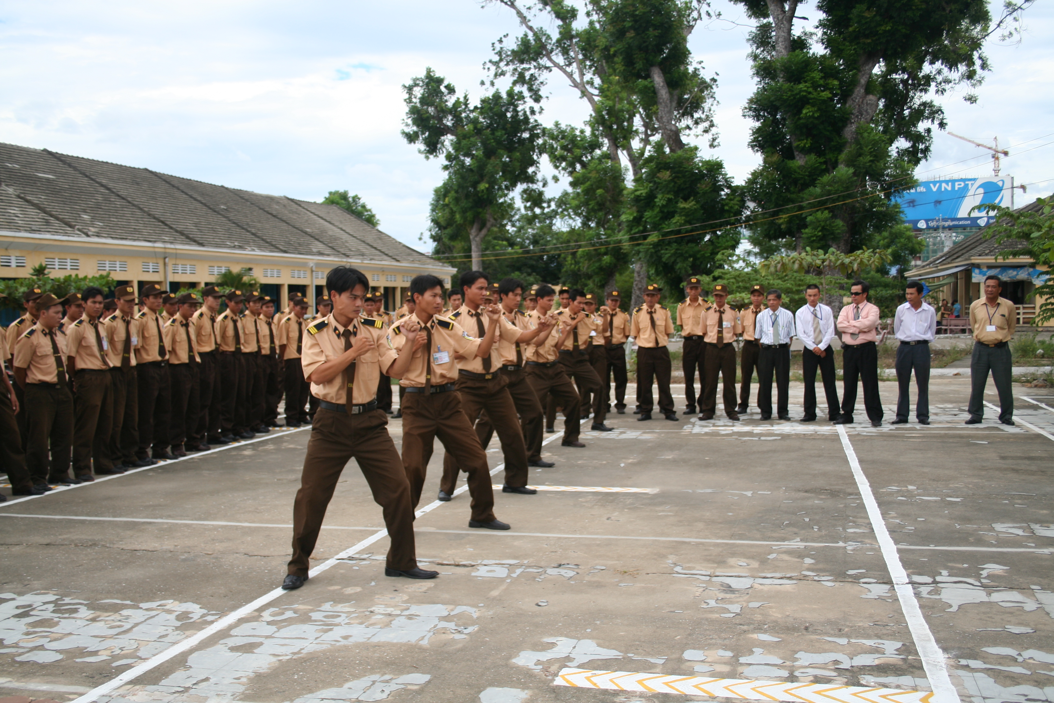 Dịch vụ bảo vệ