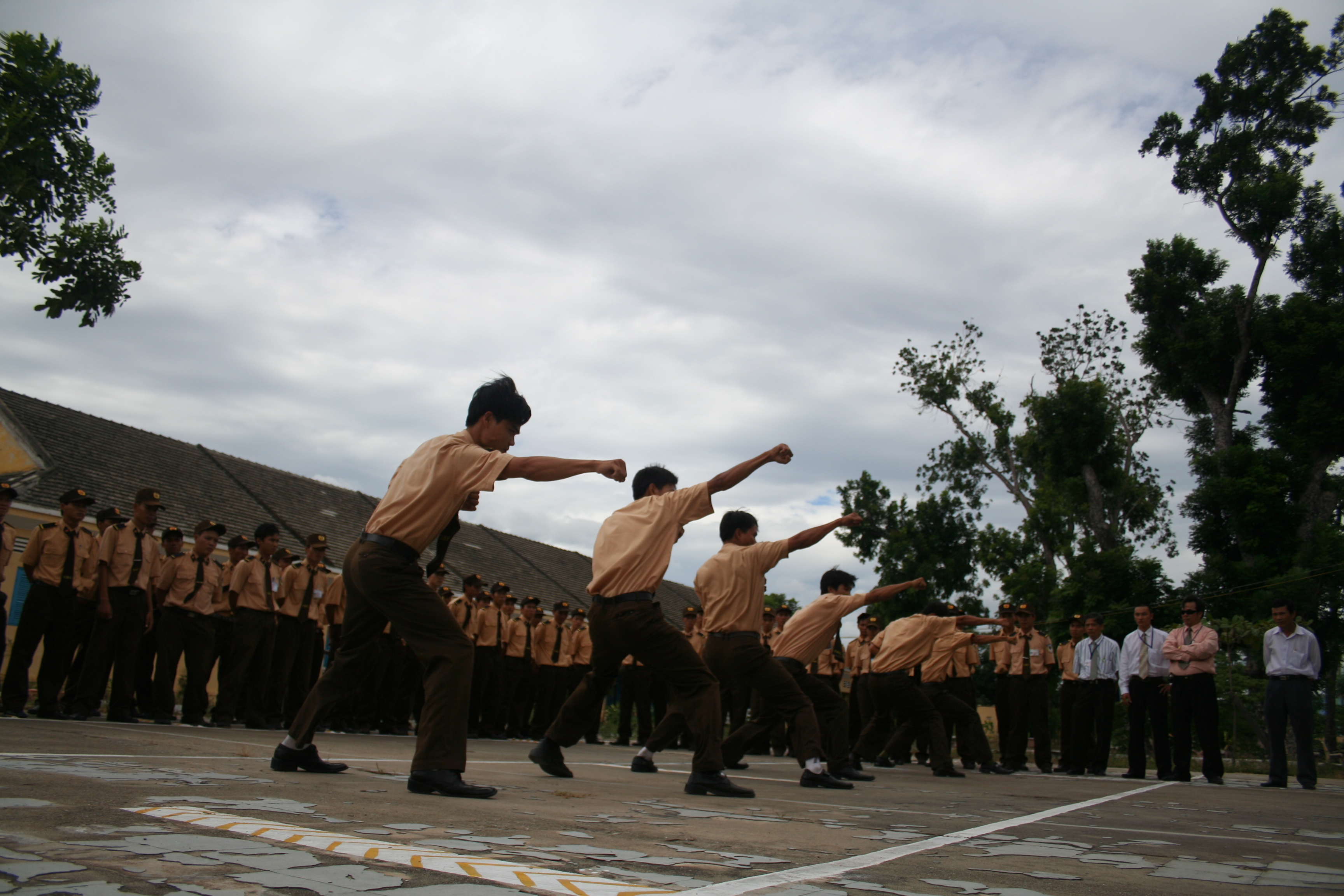 Dịch vụ bảo vệ