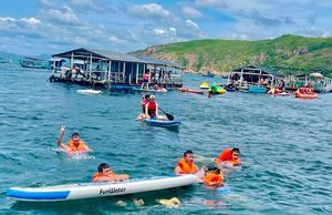 Chấn chỉnh hoạt động nhà hàng nổi tự phát ở Quy Nhơn