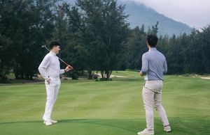 Giới trẻ chi hàng chục triệu đồng nghỉ dưỡng hạng sang