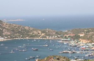 Đảo Bình Ba đẹp thơ mộng trên vịnh Cam Ranh